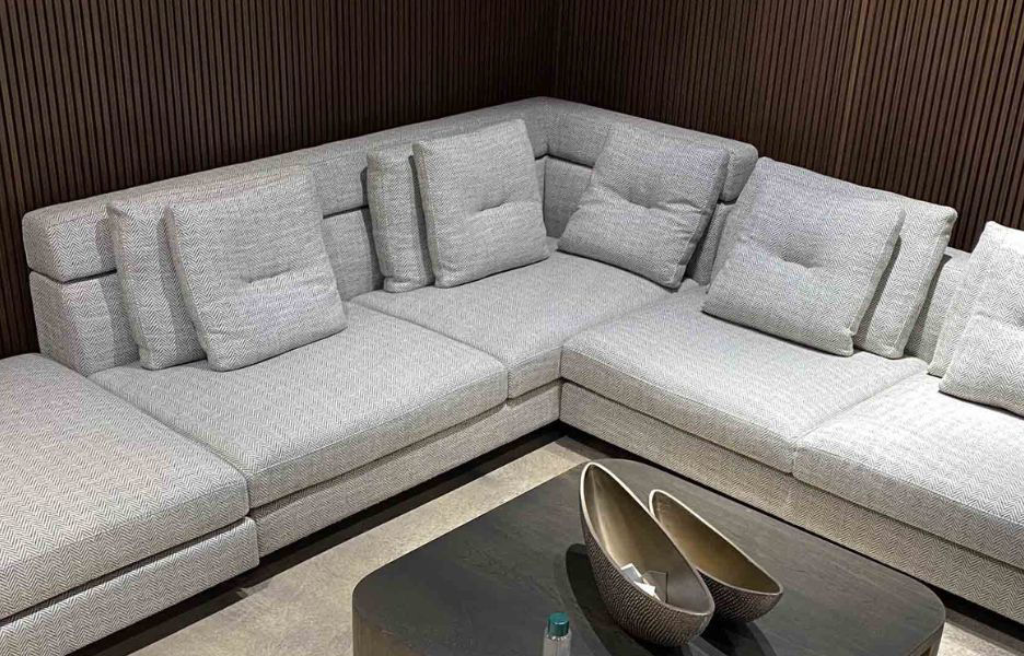 Sofas vs. Sectionals: Choosing the Right Look for Your Home